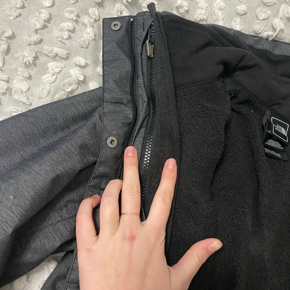 The North Face winter jacket - Picture 2 of 4